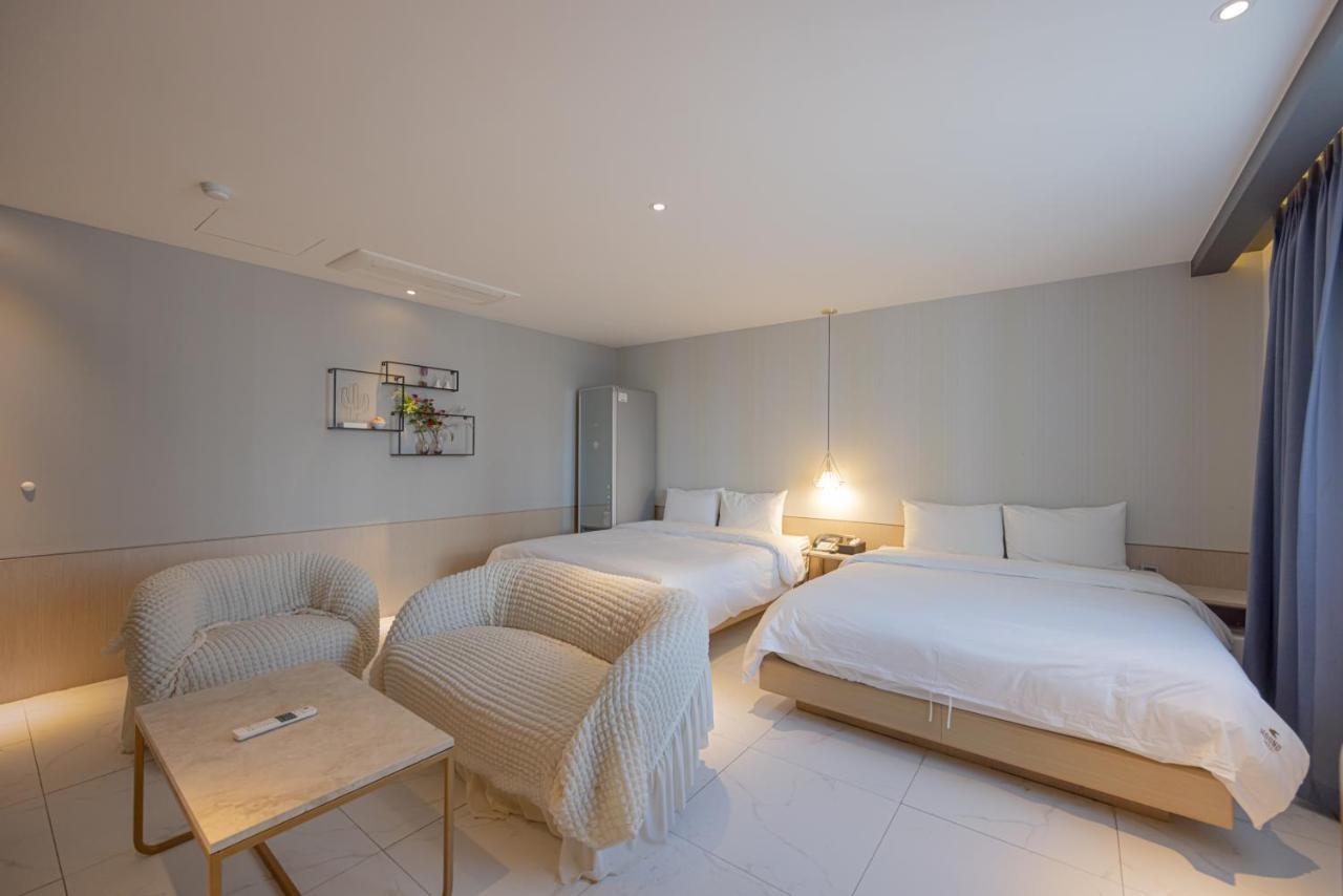 Hound Hotel Seomyeon-Beomcheon Busan Eksteriør billede
