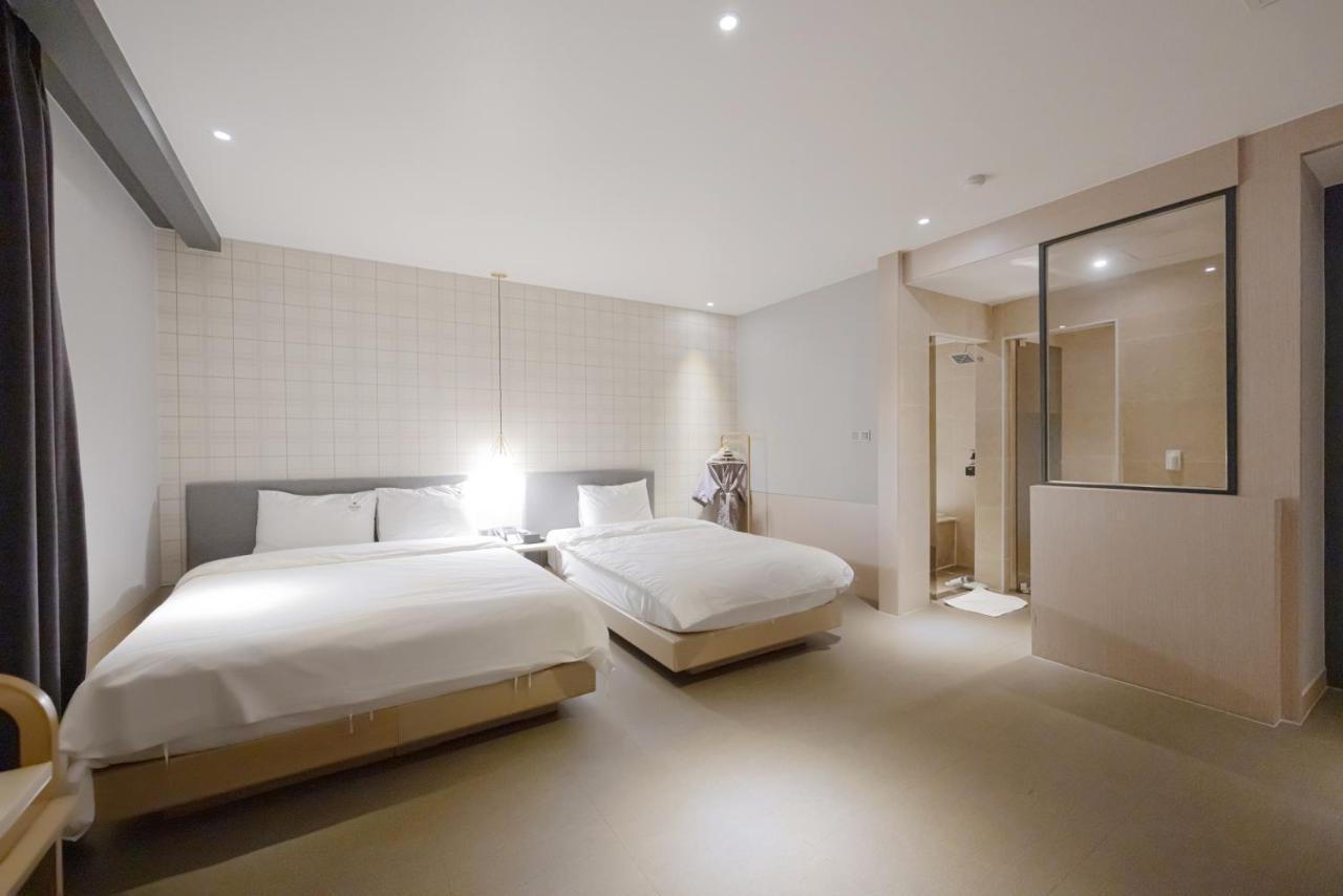 Hound Hotel Seomyeon-Beomcheon Busan Eksteriør billede