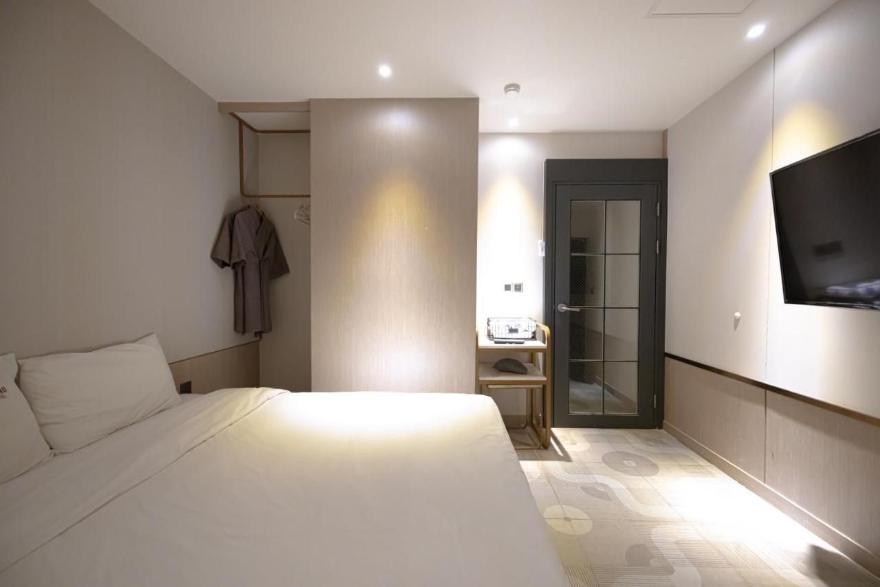 Hound Hotel Seomyeon-Beomcheon Busan Eksteriør billede