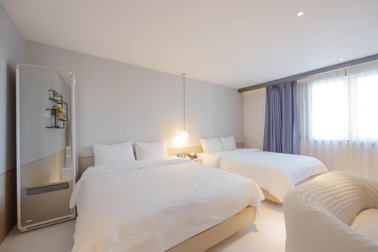 Hound Hotel Seomyeon-Beomcheon Busan Eksteriør billede